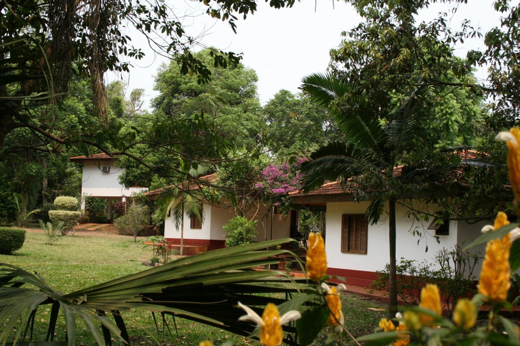 Orquideas Hotel & Cabanas Puerto Iguazu Exterior photo