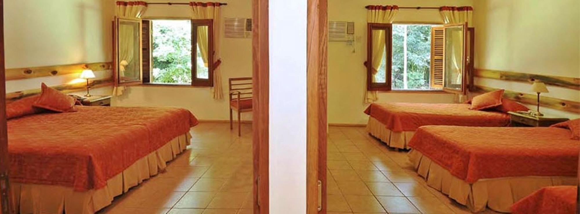 Orquideas Hotel & Cabanas Puerto Iguazu Exterior photo